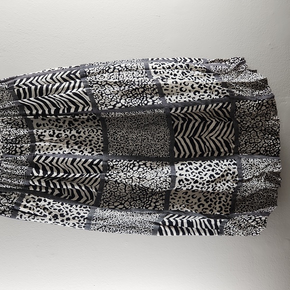 Anne Crimmins For Umi Collections 100% Silk B & W Animal Print Geometric Dress - Picture 11 of 11